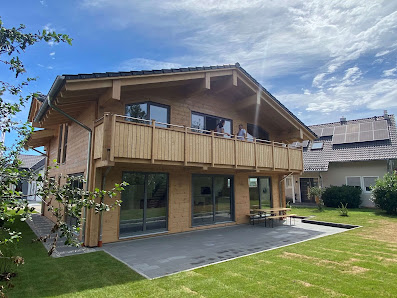Fullwood Wohnblockhaus BAYERN SÜD-OST – Bild