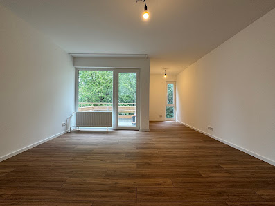 SANIROVA GmbH Haus- und Wohnungssanierung – Bild