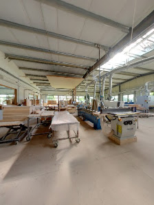 IHRE TREPPE - Treppenbauer Hamburg - Ihre moderne Wangentreppe, Holztreppe, Glastreppe, Stahltreppe, Luxus Treppe Design – Bild
