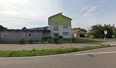 Preiswert Hausbau GmbH