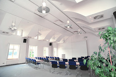 Trockenbau Behm GmbH | Innenausbau - Akustikbau - Dachgeschossausbau