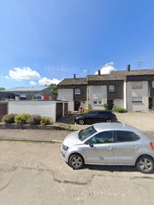 Rund ums Haus, aus einer Hand. – Bild