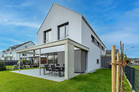 Casa Nova Planungs- und Wohnbaugesellschaft mbH für Neubau und Sanierung – Bild