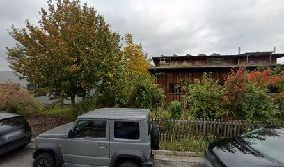 HOLZBAU HIEN