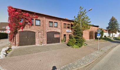 Frank Hübner Bauunternehmen und Dachdecker