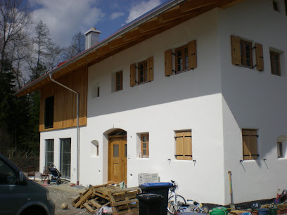 Mayer Bau GmbH & Co. KG, Mayer Andreas und Mayer Walter
