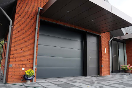 Heron GmbH | Industrietore, Garagentore, Antriebstechnik – Bild