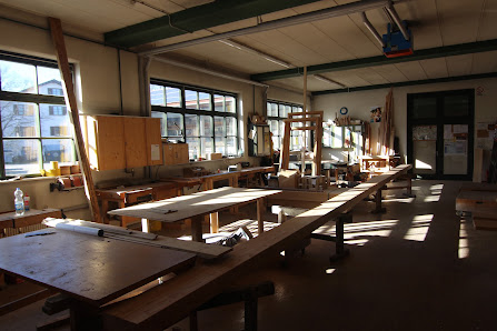 LOY HOLZBAU - Sanierung . Zimmerei . Schreinerei – Bild