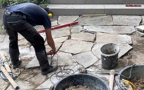 Kurt R. Hengstler GmbH - Fliesenleger Altbausanierung Bodenbeläge Balkonsanierung Terrassensanierung – Bild