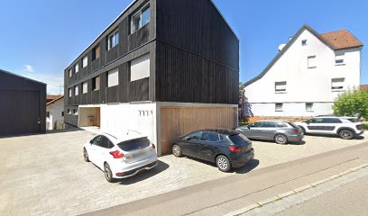 HOLZBAU MIT KÖPFLE