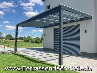 Plandesign- Terrassenüberdachungen aus Holz – Bild