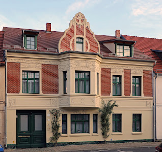 ARCHITEKTUR+RESTAURIERUNG – Bild