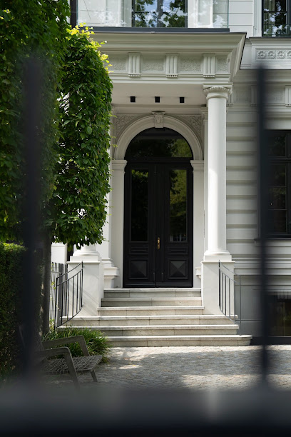 Hamburg13 GmbH