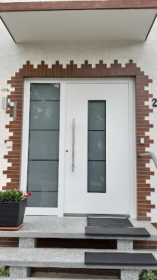 Deinhardt - Rollladen - Fenster - Innenausbau - Inhaber Peter Müller-Lochbühler – Bild