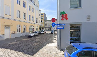 Wüstenrot Bausparkasse: Monika Jacob