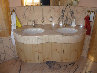Schreinerei Hochrein + Hantschel GmbH – Bild